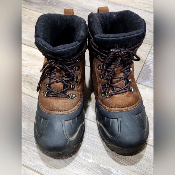 Other - Brown Snow boots size 8